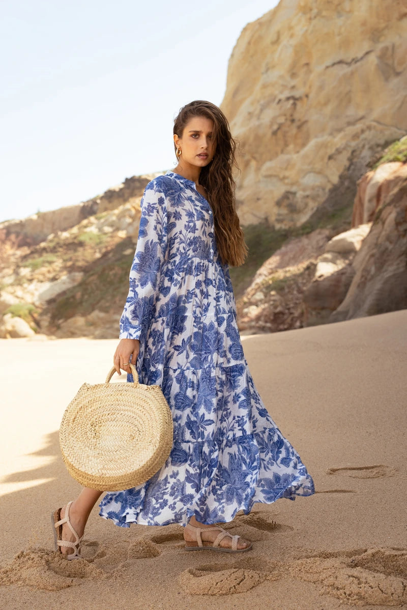 Blomstrande Maxi Klänning – Romantisk Boho-Estetik