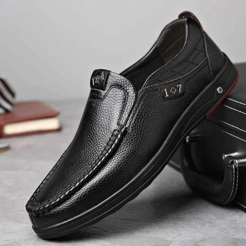 Herr Slip-On Skor i Äkta Läder – Stil och Komfort