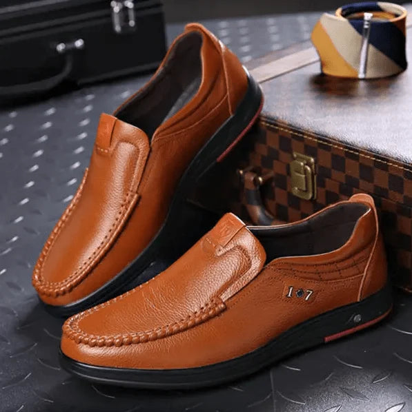 Herr Slip-On Skor i Äkta Läder – Stil och Komfort