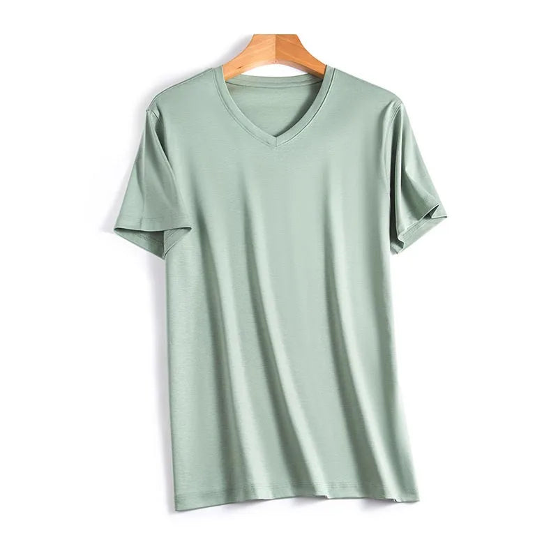 LuxeSilk | Halvärmad T-shirt för en elegant stil