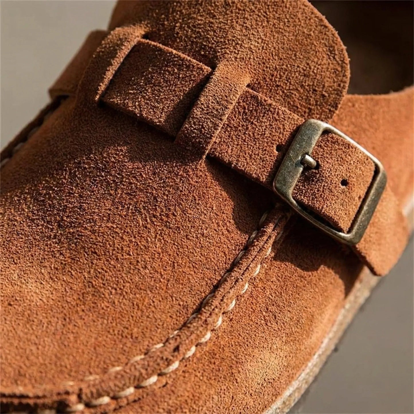 Eleganta Slip-On Tofflor med Justerbar Rem
