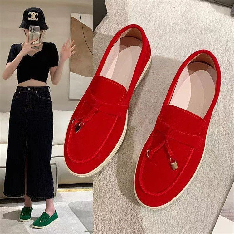 Eleganta Slip-on Skor för Kvinnor | Stilren Design med Snördetalj
