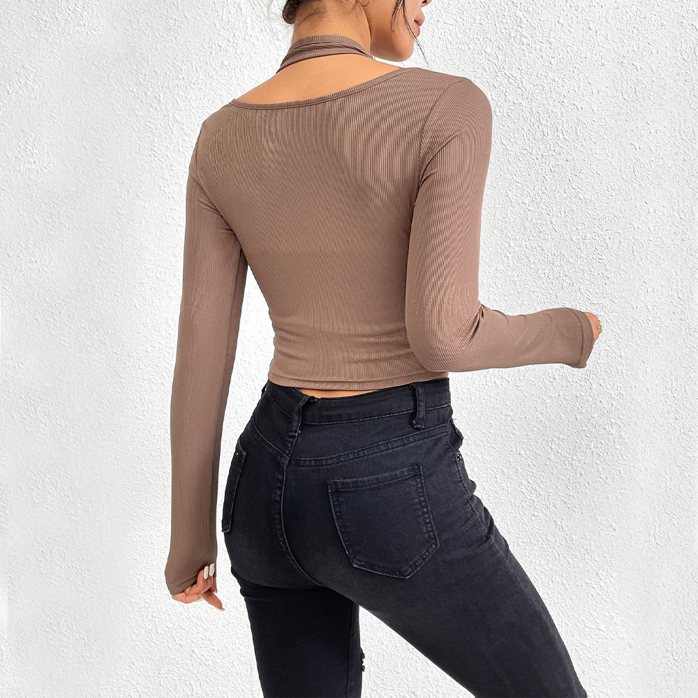 Stilfuldt cropped langærmet top med unikt design