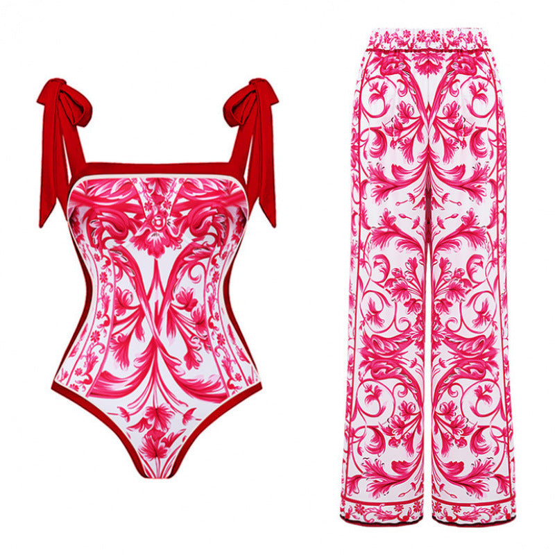 Elegant Baddräktset med Blommönster och Matchande Strandbyxor