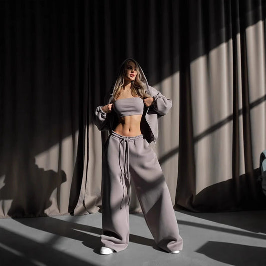 Stilfuld cropped Hoodie og afslappede Joggingbukser Sæt