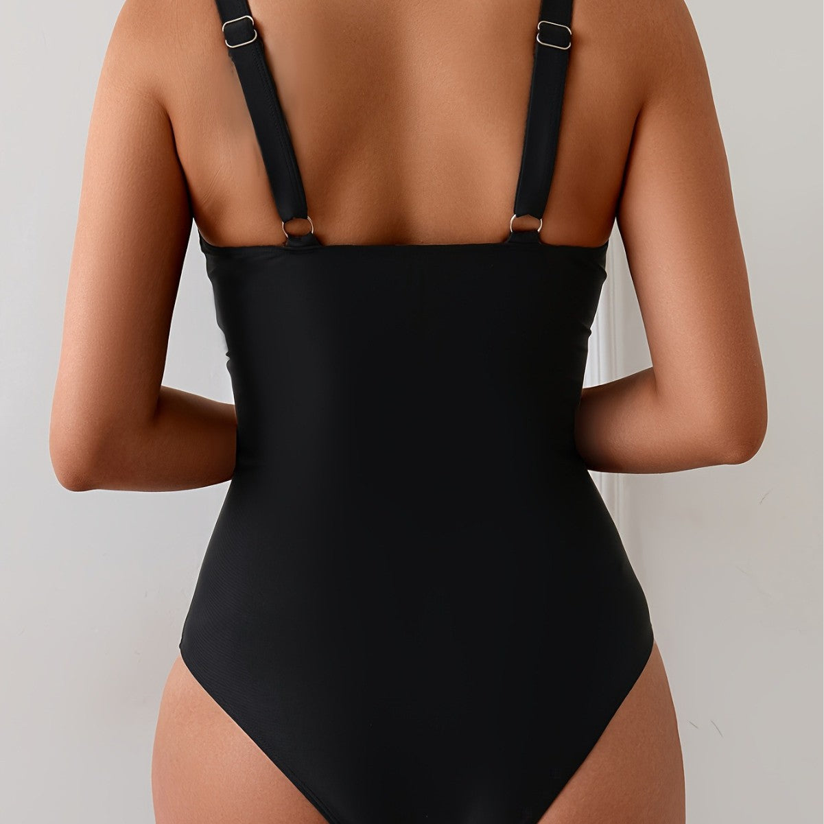 Stilrent Badoutfit med Formande Detaljer