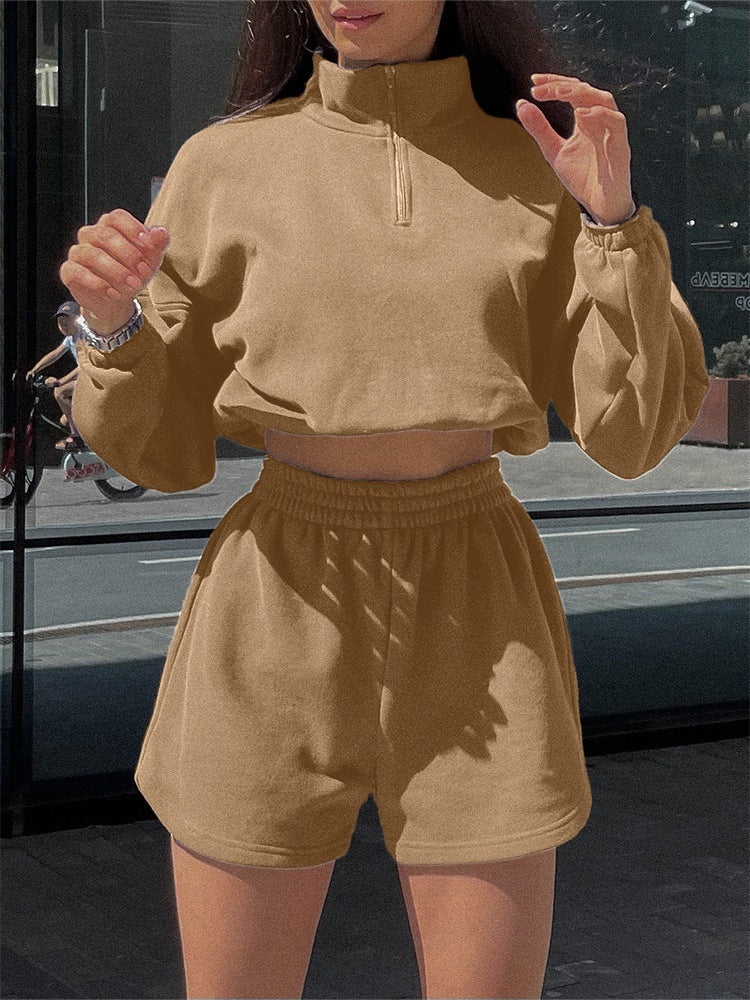 Moderne Sportpullover og Shorts-Set til Kvinder