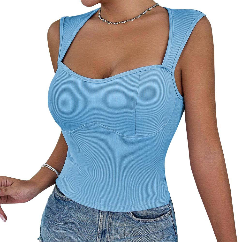 Chic crop-top med modern ribbstruktur och smala axelband