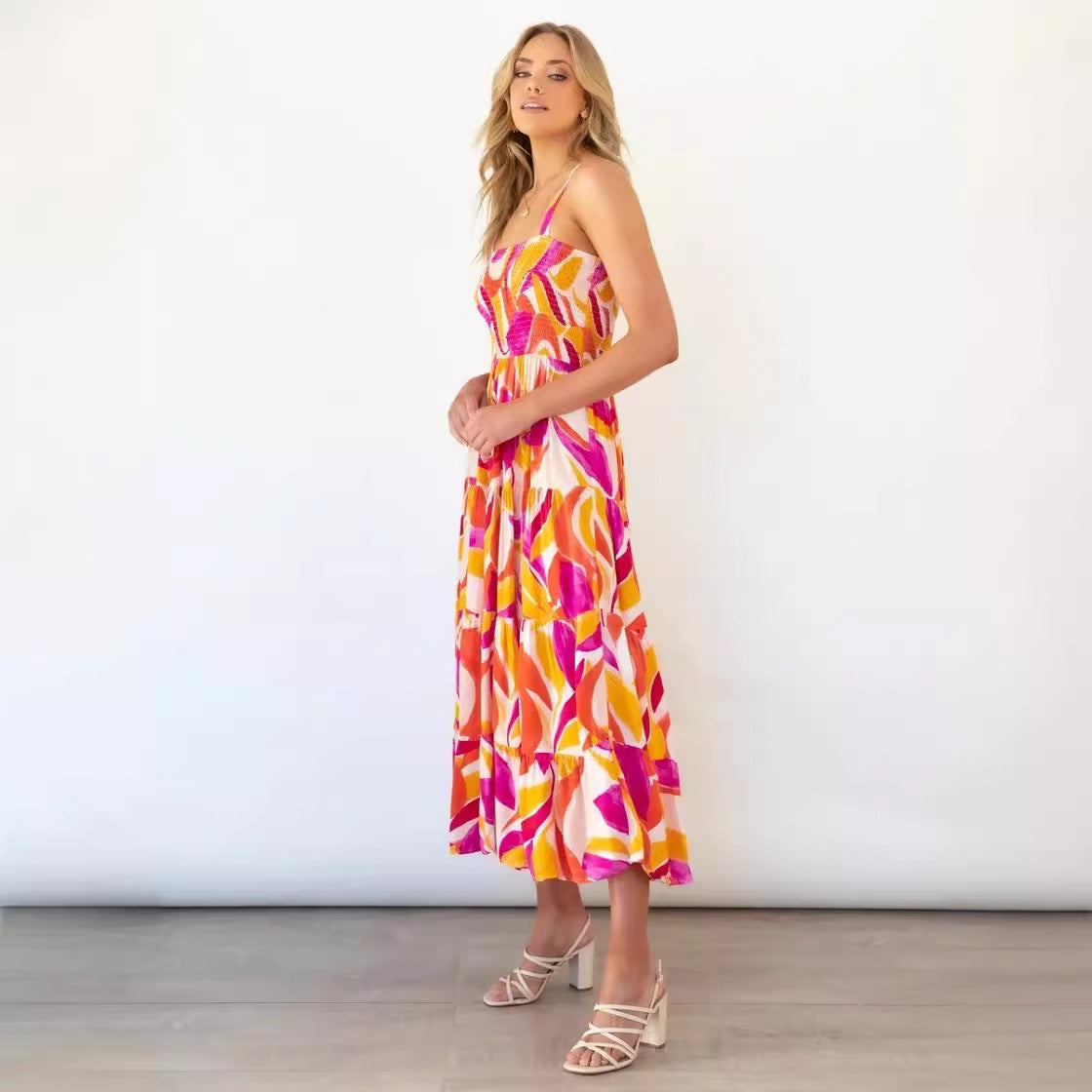Feminint Maxikjole med Blomsterprint og Elastisk Top