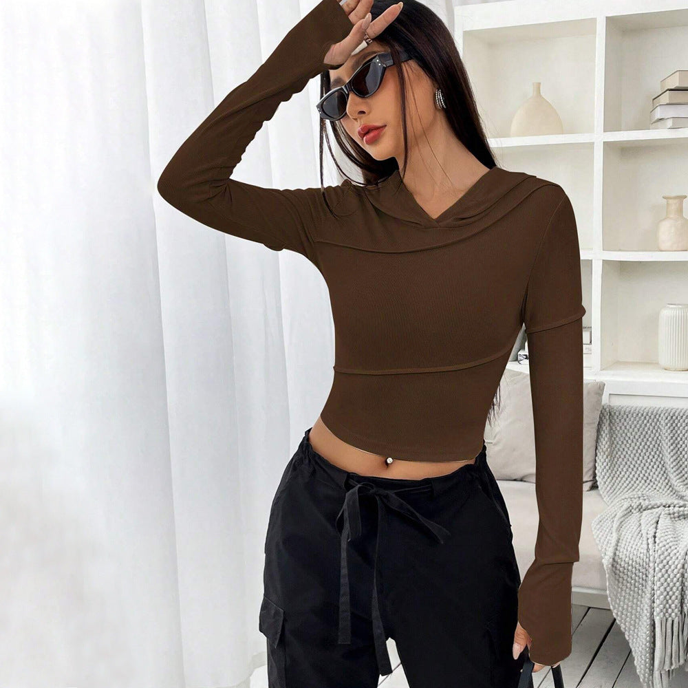 Moderne Crop-Top med stilfuld hætte og lange ærmer