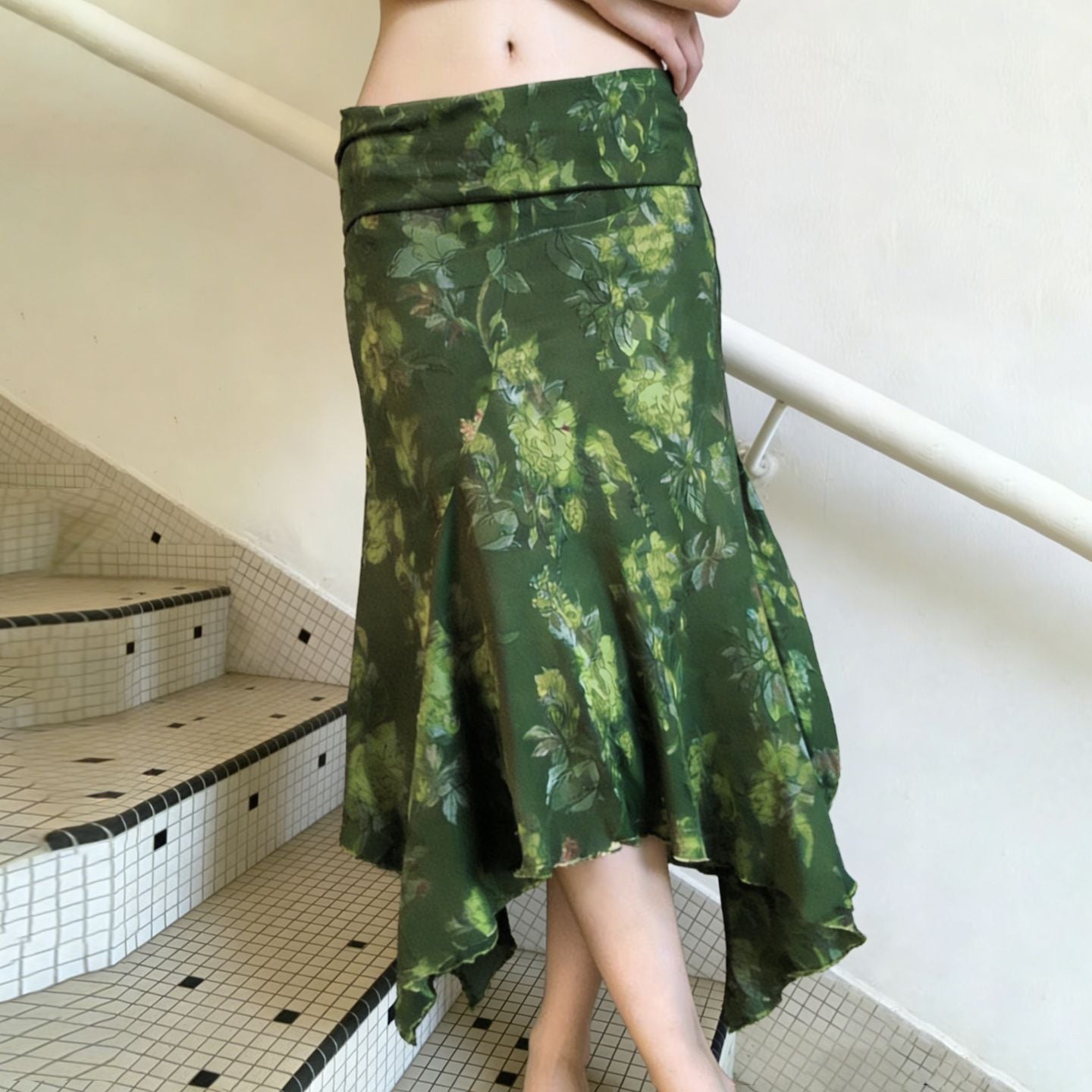 Feminint asymmetrisk Maxi-Kjol med blommönster och elastisk midja