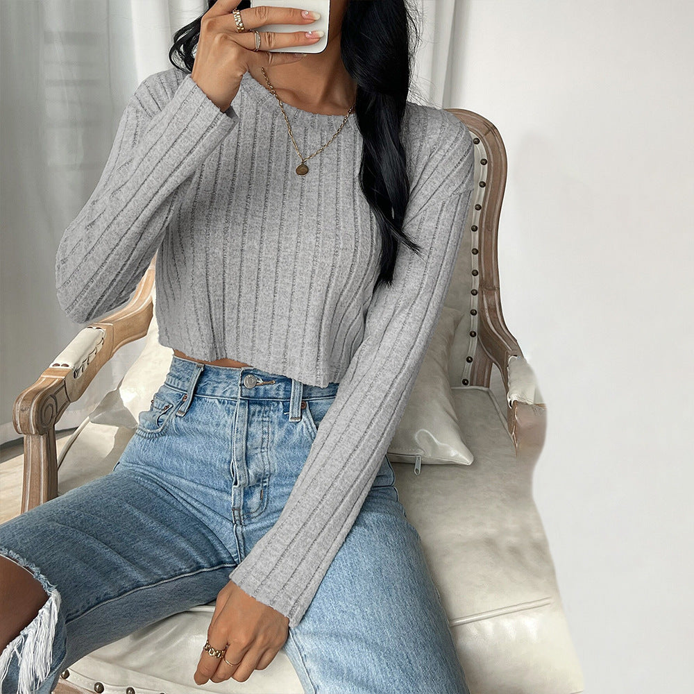 Stilfuld cropped pullover med let ribstruktur til kvinder
