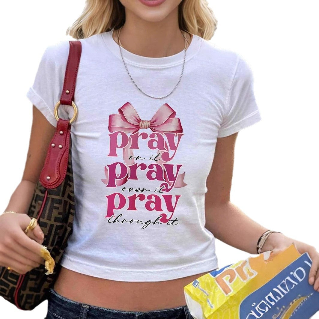 Stilrent ärmlöst T-shirt med inspirerande budskap och lekfull design