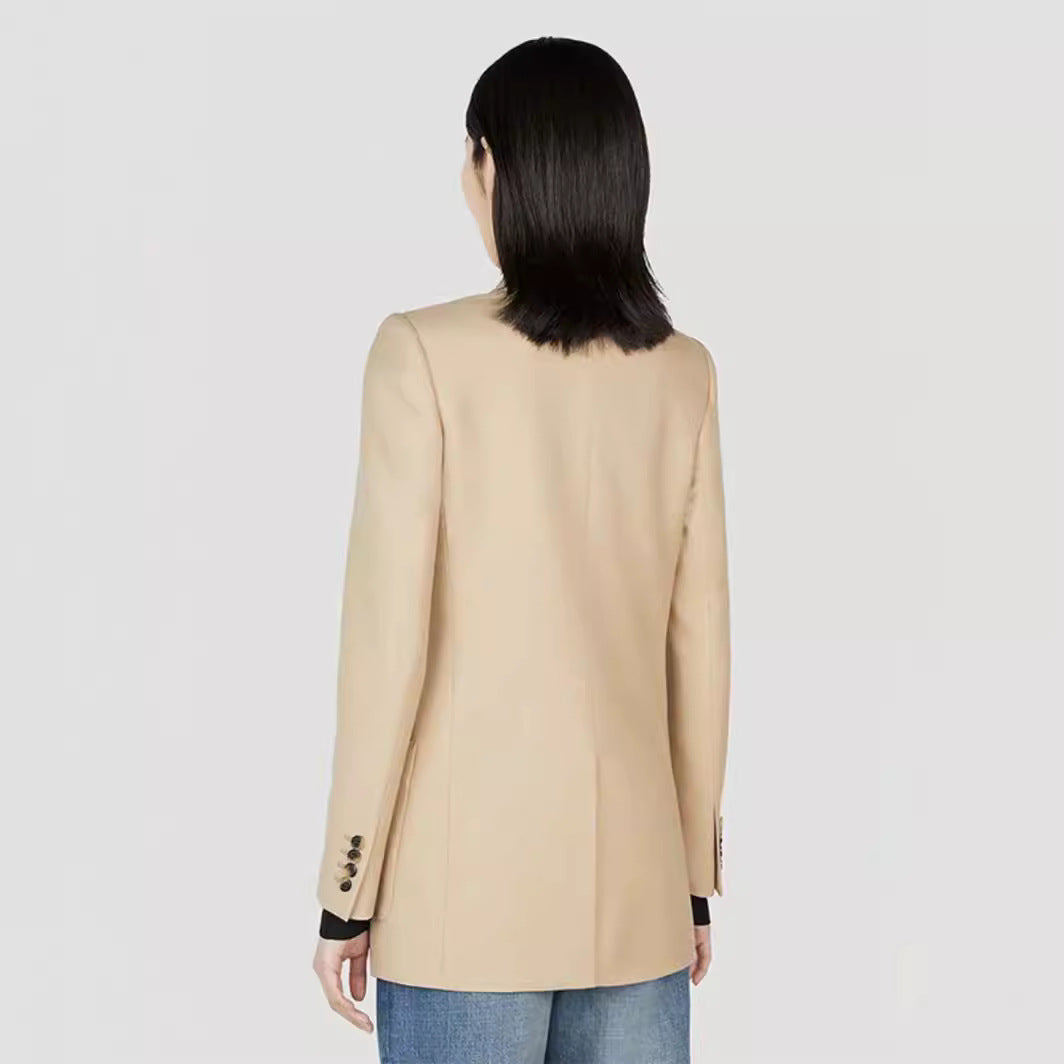 Feminint dubbelknäppt blazer med stil