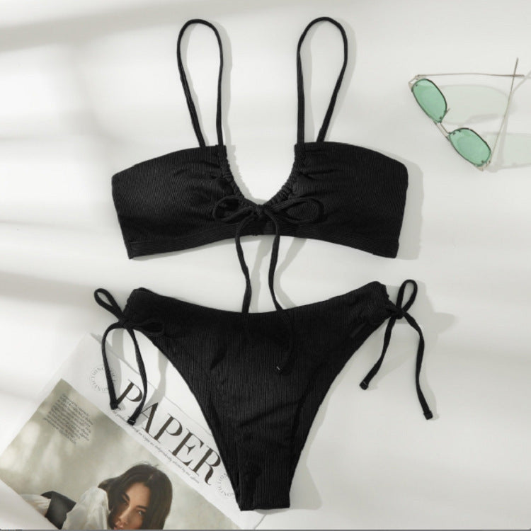 Snygg Bandeau-Bikini med Justerbart Wrap-Detalj
