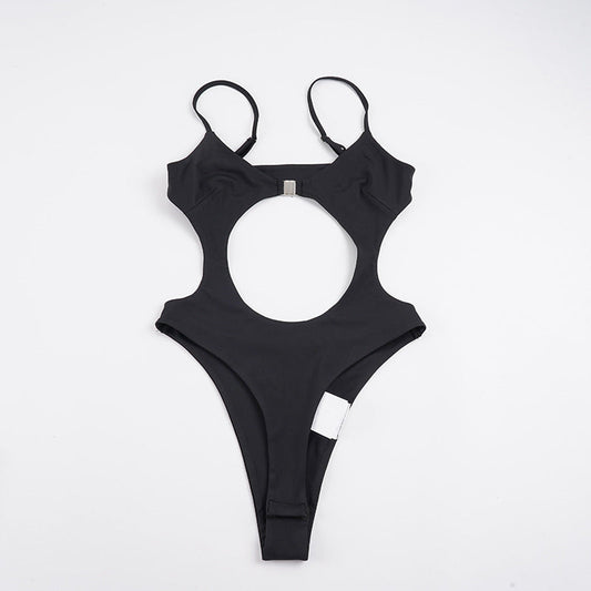 Eleganta Badkläder för Kvinna med Trendigt Cut-Out och Justerbara Remmar
