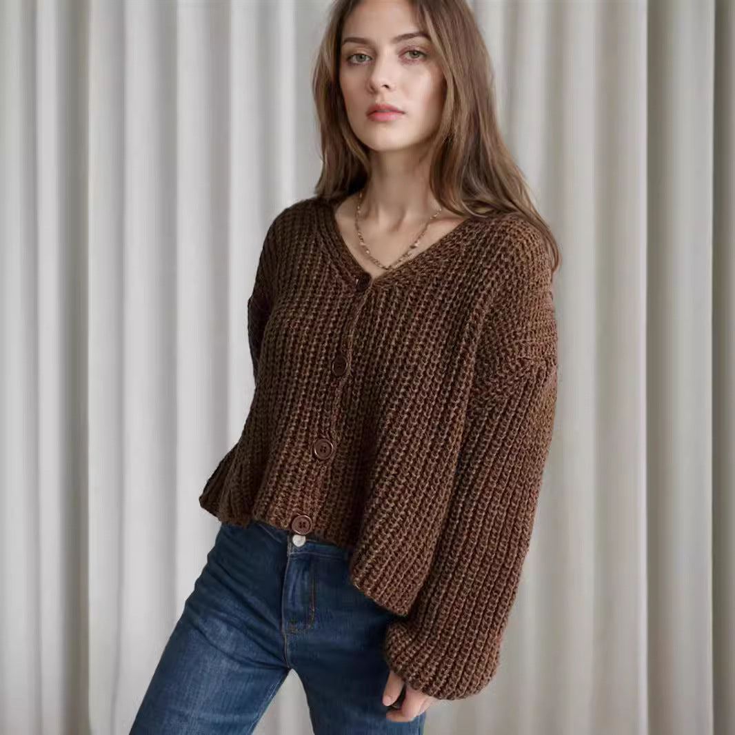 Moderne cropped strikjakke med tekstur og charme