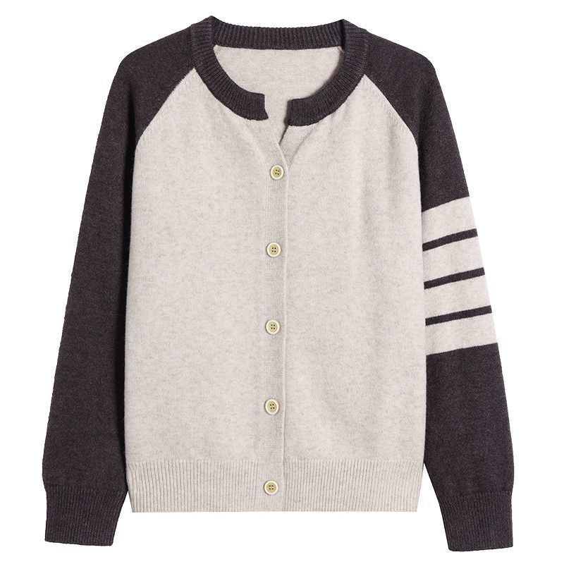 Elegant Cardigan med Kontrastfarver og Knapdetaljer