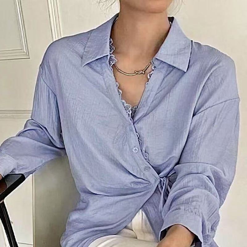 Feminine Bluse med Knyt og Volangdetaljer