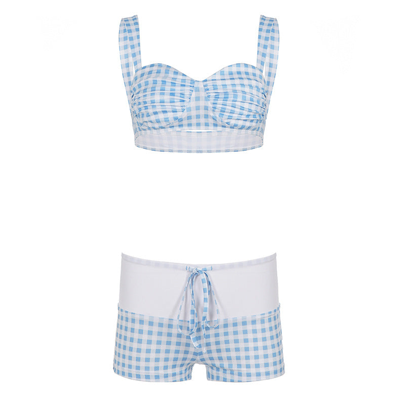 Stilrent Badset för Damer med Rutig Top och Högmidjade Shorts