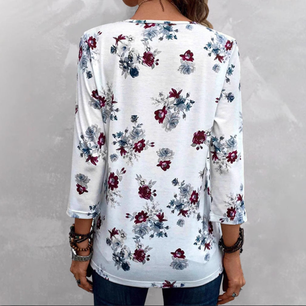 Feminine Bluse med Blomsterprint og Knappedesign