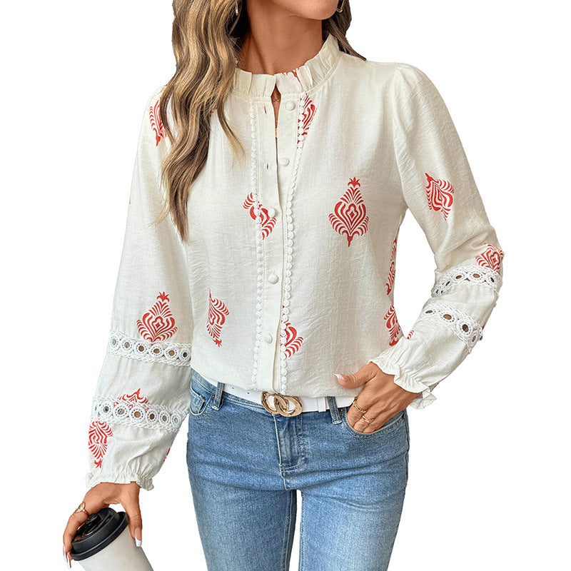 Feminine Bluse med romantiske detaljer og blødt snit