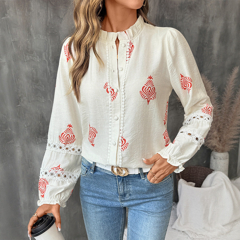 Feminine Bluse med romantiske detaljer og blødt snit