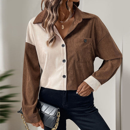 Moderne Cordbluse til kvinder med unikke stofdetaljer