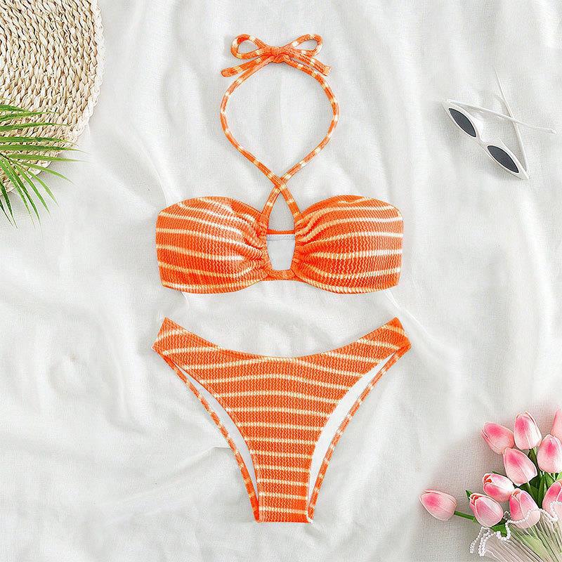 Snygg Bandeau-Bikini med Tidlös Randdesign