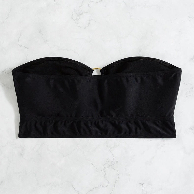 Elegant Bandeau-Bikiniöverdel med Lyxig Detalj