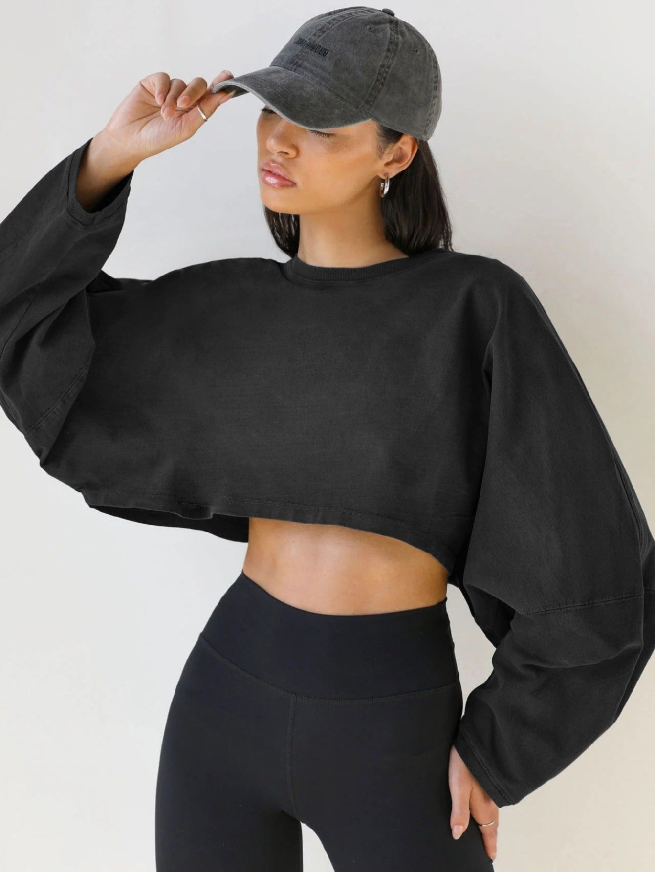 Moderne cropped Sweatshirt med voluminøse ærmer