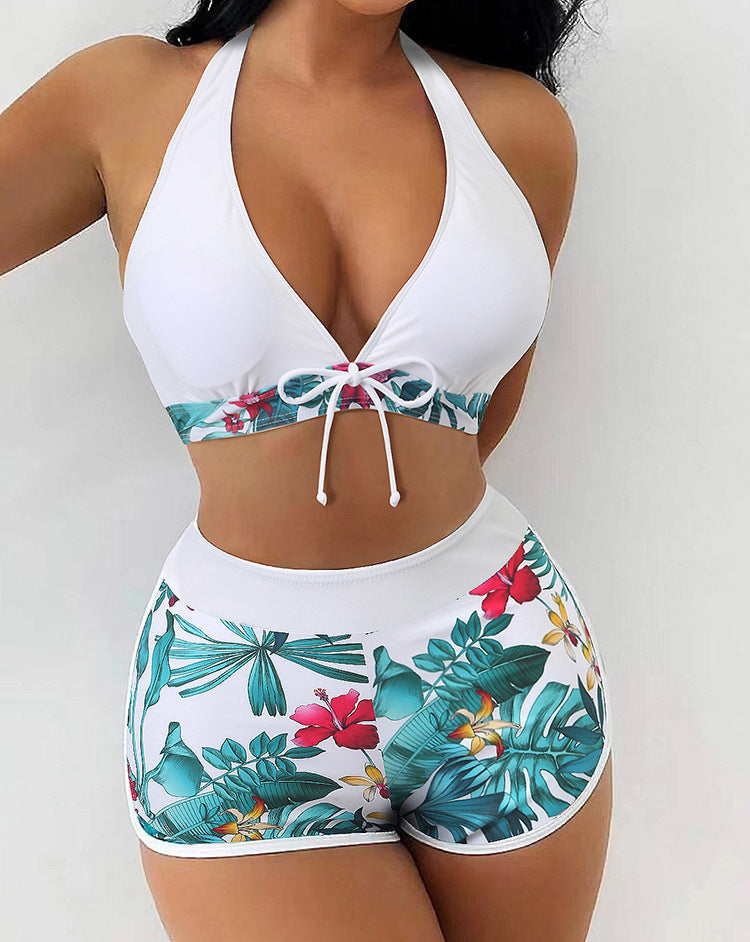 Blommig Bikinisat för den Stilsäkra Kvinnan