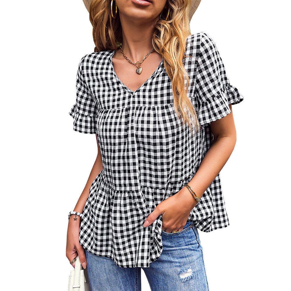 Feminine Bluse med V-Hals og Flæseærmer