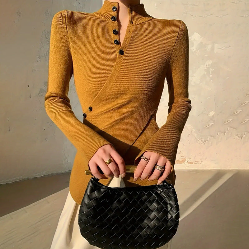Elegant Strikbluse med Unikke Detaljer