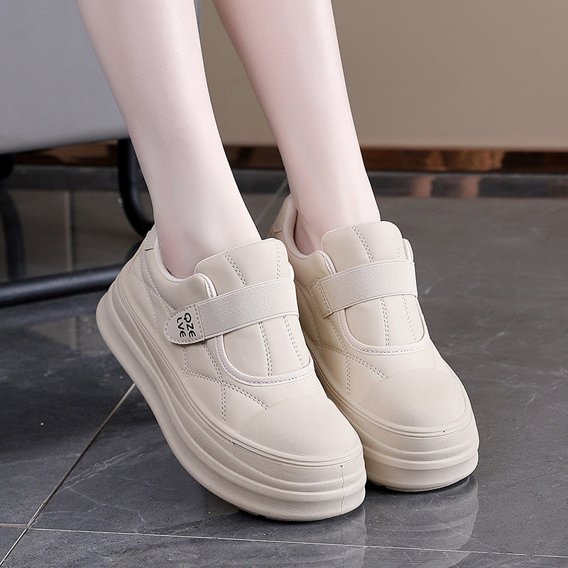 Stilrena Sneakers för Kvinnor med Hållbar Design