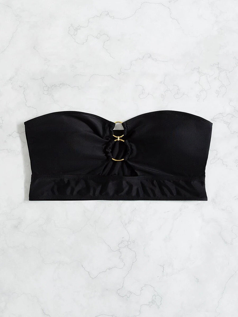 Feminint Bandeau-Bikiniöverdel med Chic Ringdetalj