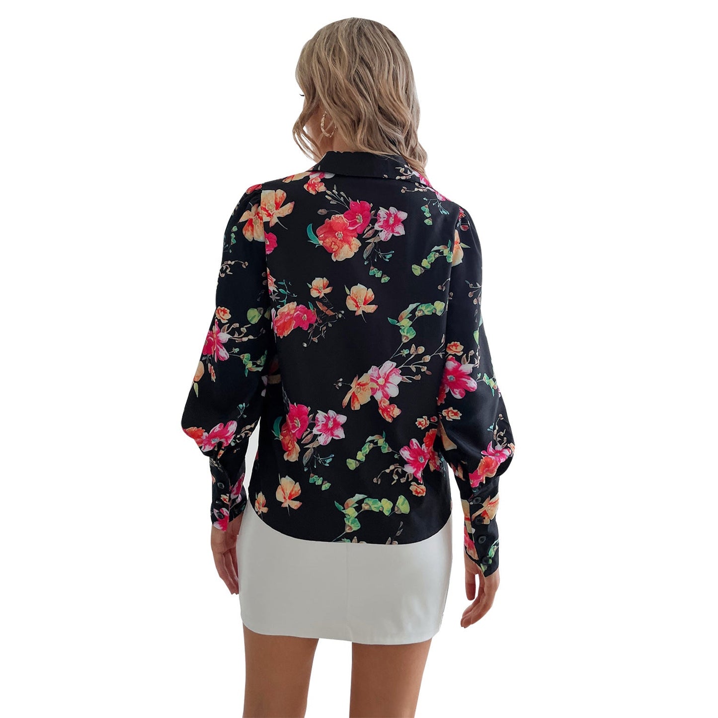 Feminine Bluse med Blomsterprint og Puffærmer - StyleEssence