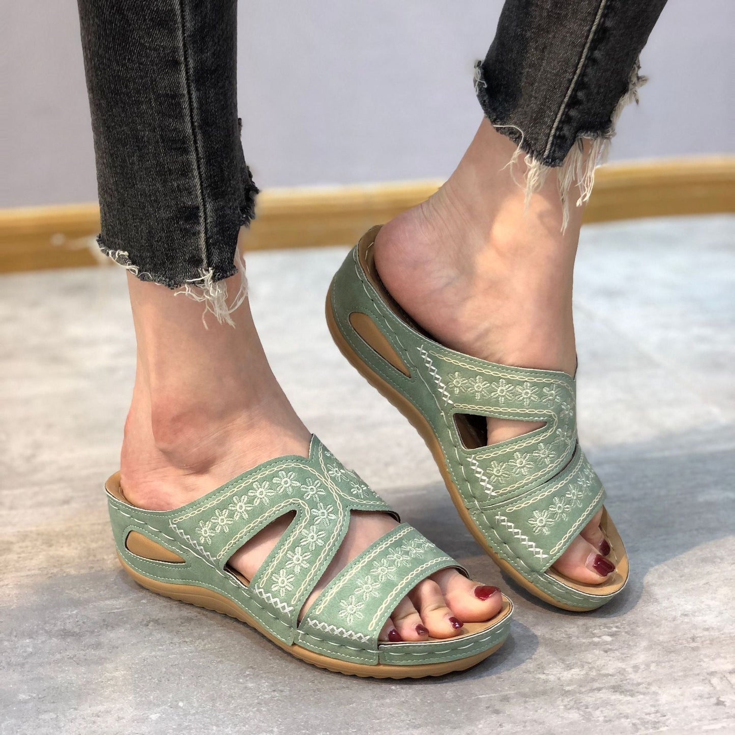 Svala Stilar | Somriga Sandaler för Kvinnor
