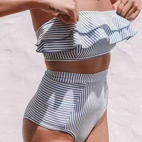 Bikini för kvinnor med volangtop och hög skärning