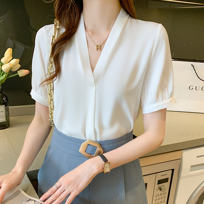 Elegant Bluse med V-udskæring og korte ærmer