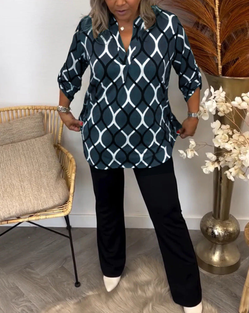 Elegante Bluse med grafisk design og praktiske lommer