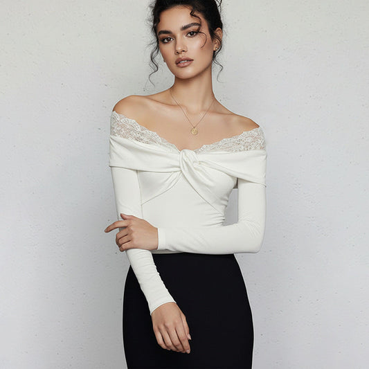 Feminint bodynät med spetsdetaljer och elegant passform