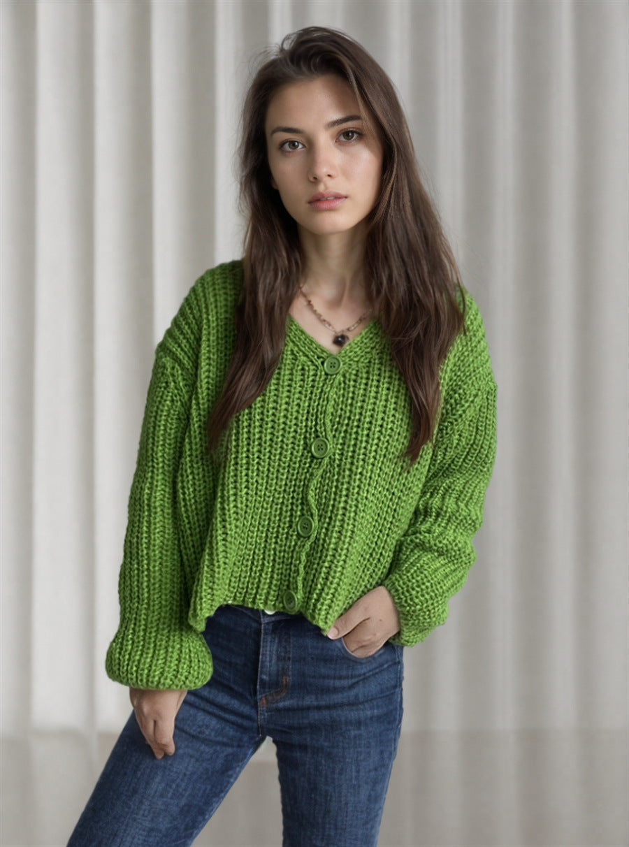 Moderne cropped strikjakke med tekstur og charme
