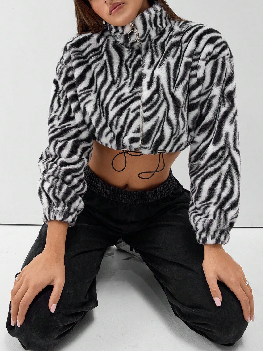 Moderne cropped Fleece-Jakke med zebra-mønster til damer
