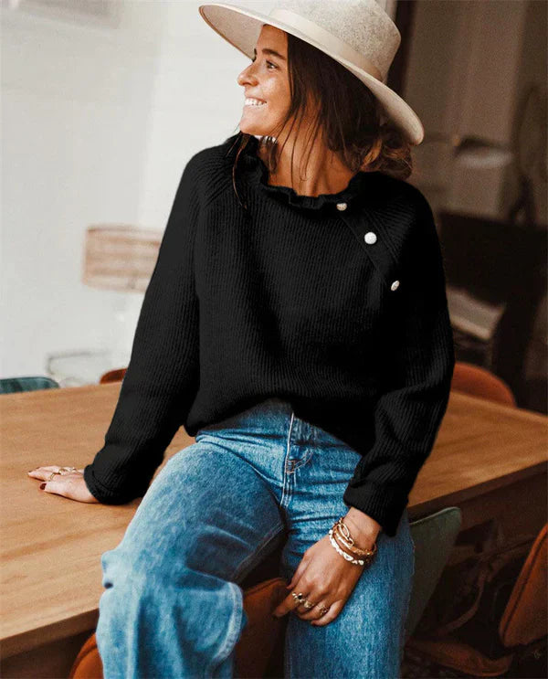 Amelia – uld strikpullover med flæsekrave og afslappet pasform