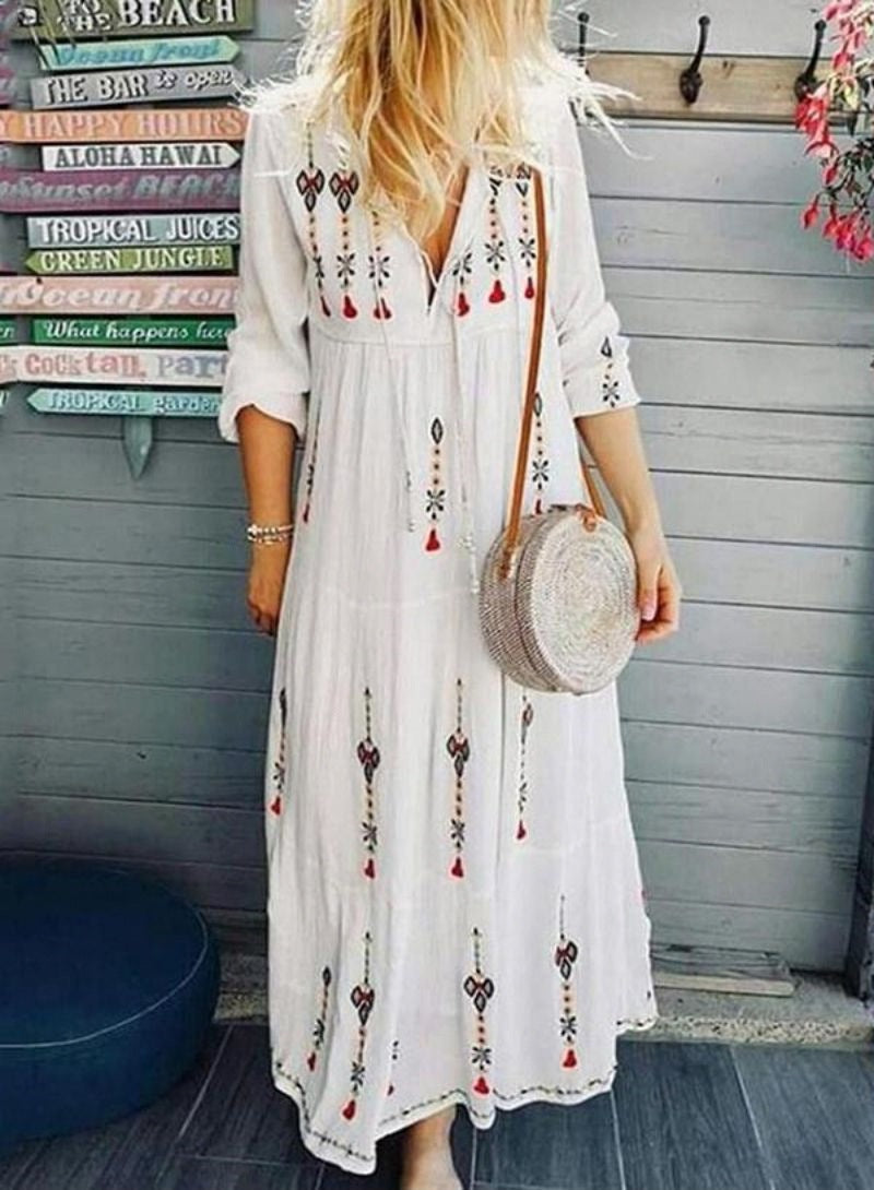 Elegant Boho-Kjole med Unikke Broderede Detaljer