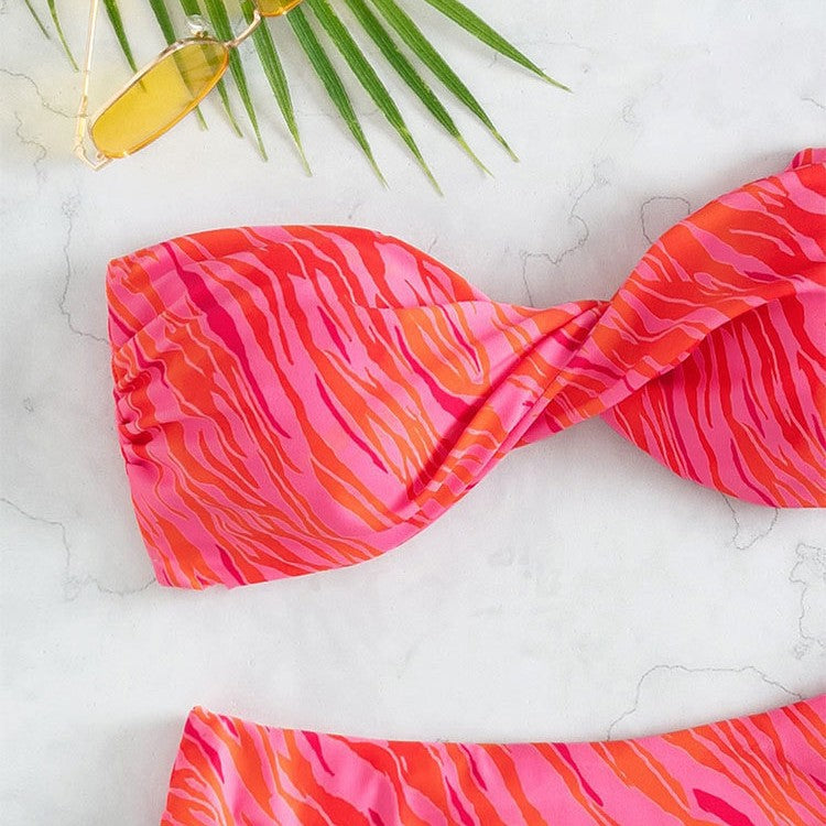 Elegant Bandeau-Bikini för damer med högskurna ben