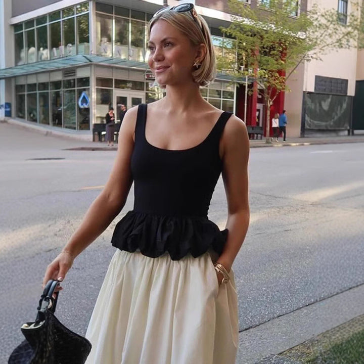 Snygg ärmlös topp med volangdetaljer från ModeLys