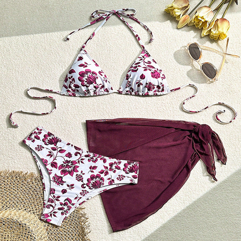 Blomstrande Bikini-set med stilren sarong