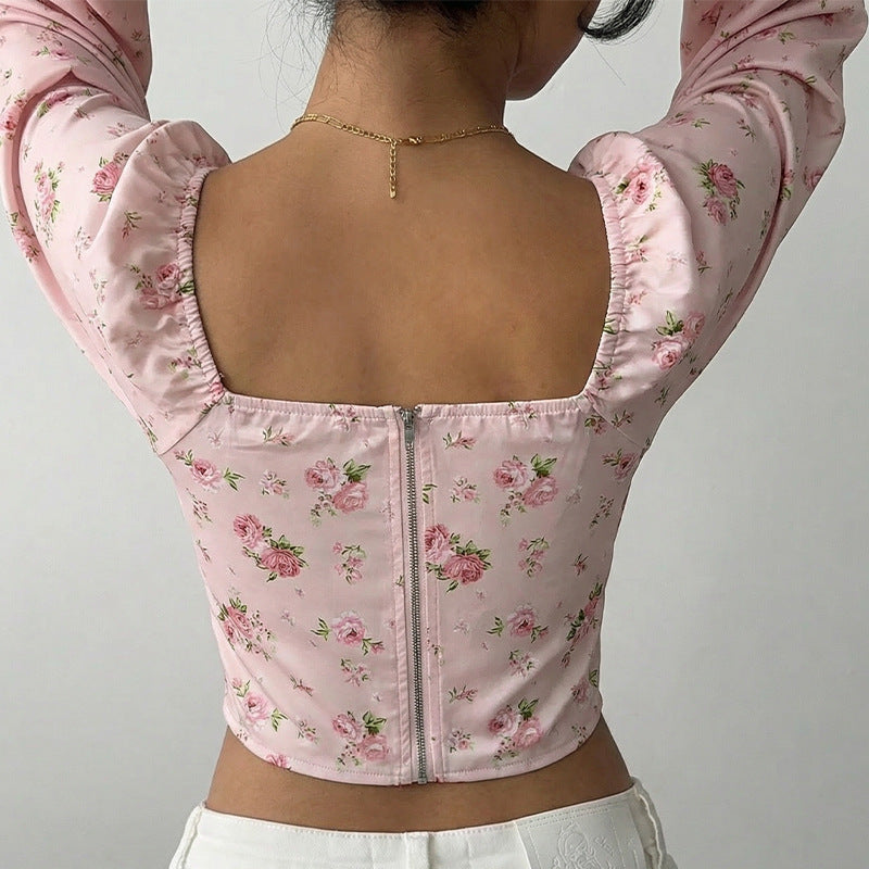 Blommig blus med romantisk charm från StjerneMode